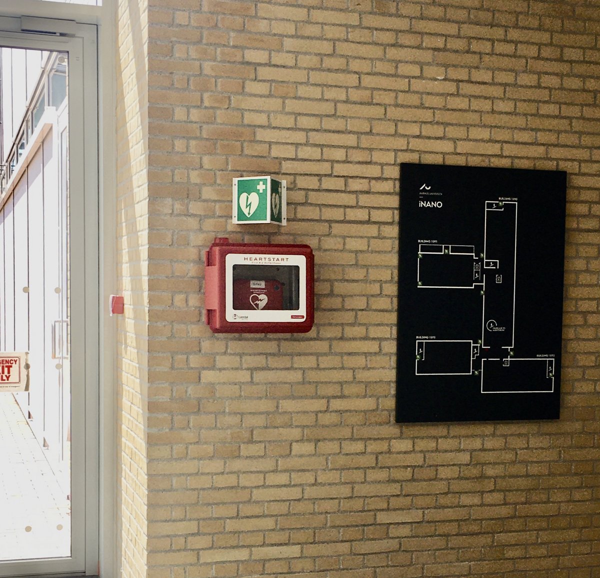 Defribrillator at iNANO, Aarhus University